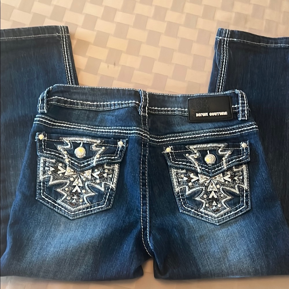 Denim Couture Dark Blue Capri Jeans with Embroidered Bing Pockets 5